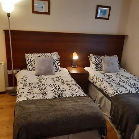 24 Beds In Carrick On Shannon Exterior foto