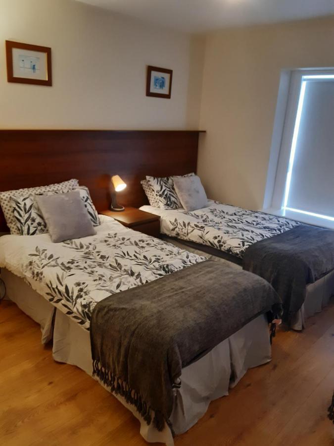 24 Beds In Carrick On Shannon Exterior foto